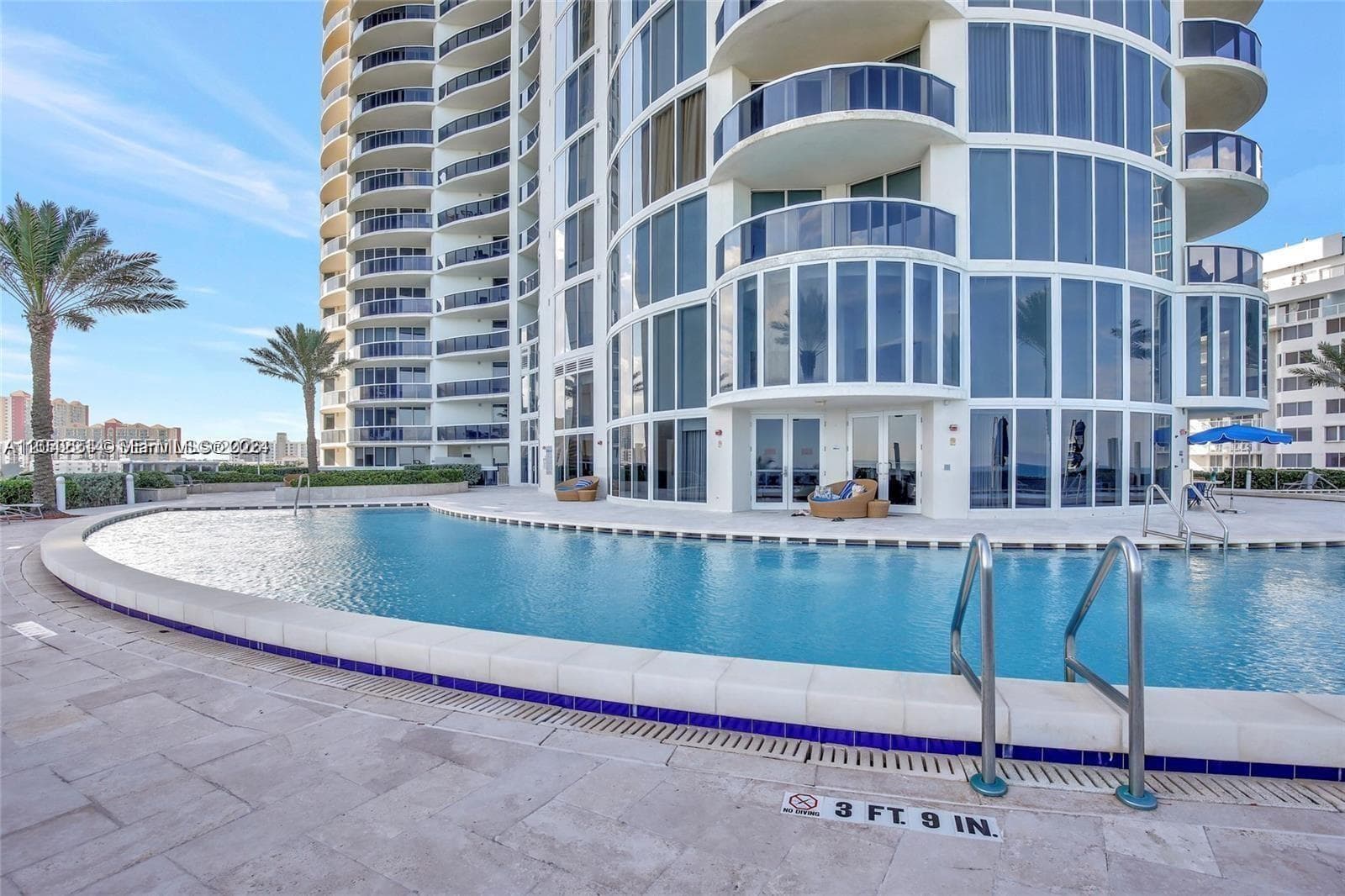 Ocean Four · #803 in Sunny Isles Beach - Photo 1