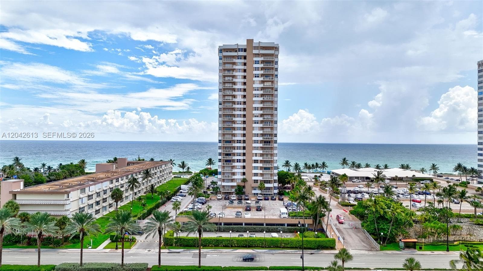 HEMISPHERES CONDO · #6B in Hallandale Beach - Photo 1