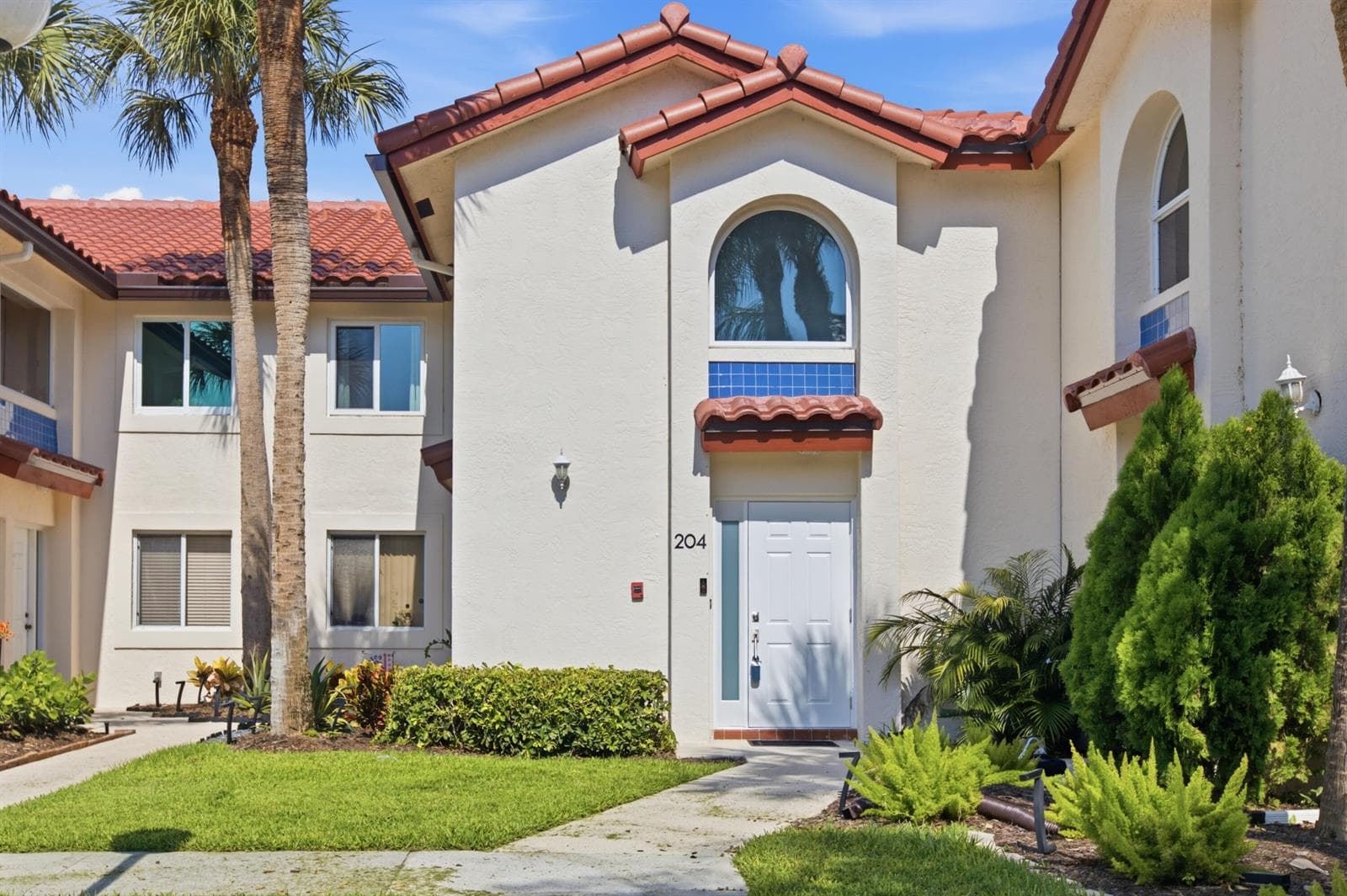 460 Nw 67th Street #L204