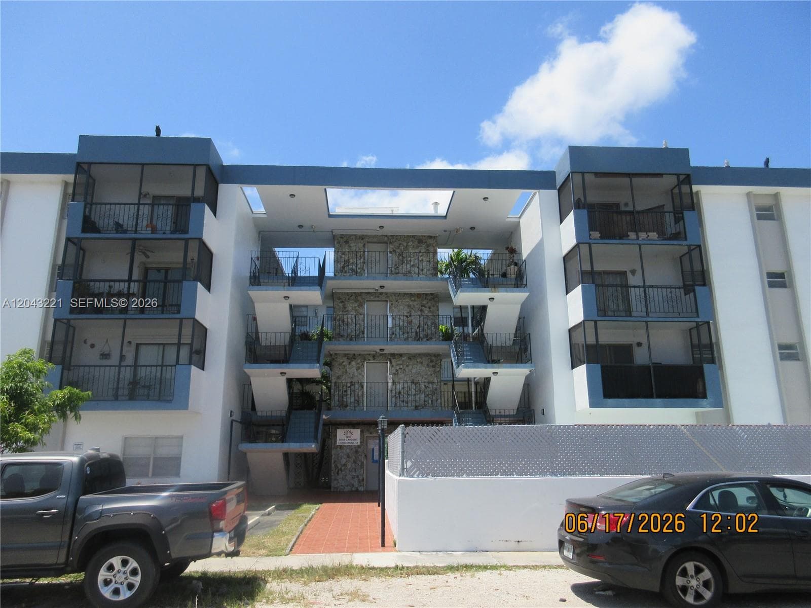 DIXIE GARDENS CONDO · #309 in North Miami - Photo 1