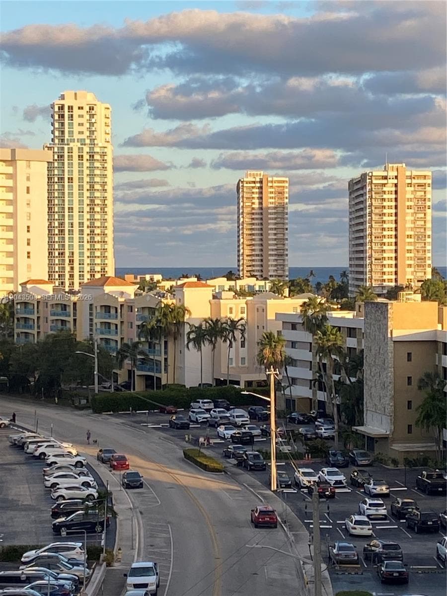 OCEAN VIEW TOWERS CONDO · #813 in Hallandale Beach - Photo 1