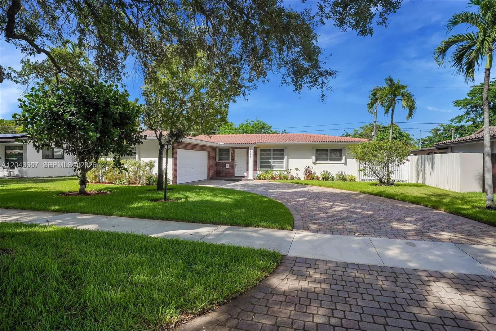 14375 Lake Candlewood Ct photo 1