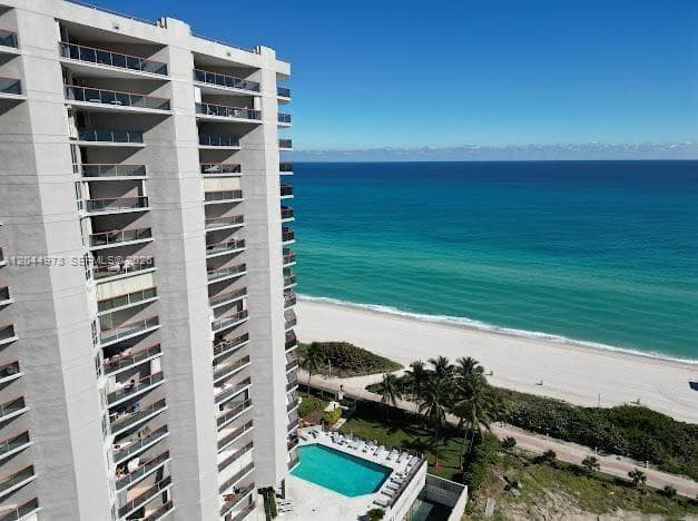 THE STERLING CONDO · #1608 in Miami Beach - Photo 1