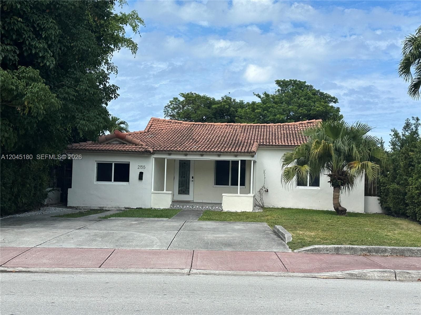 2155 Biarritz Dr photo 1