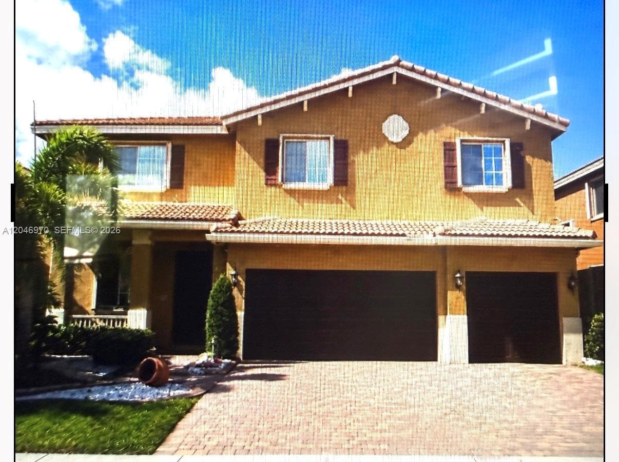 20530 NW 9th Pl photo 1