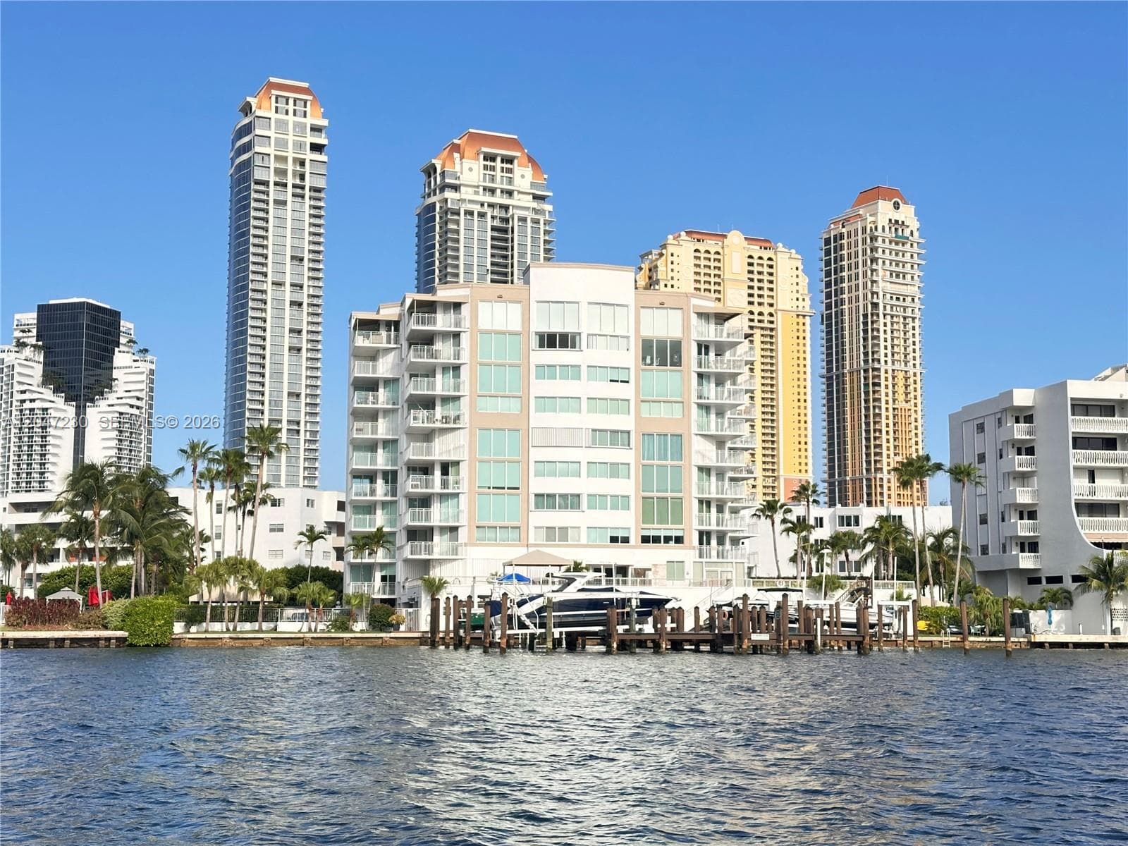 Le Montcalm Condominium · #603 in Sunny Isles Beach - Photo 1