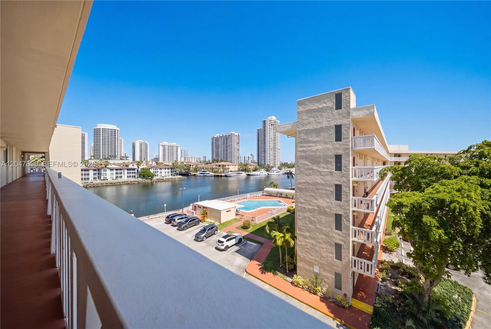 POINT EAST ONE CONDO · #C507 in Aventura - Photo 1