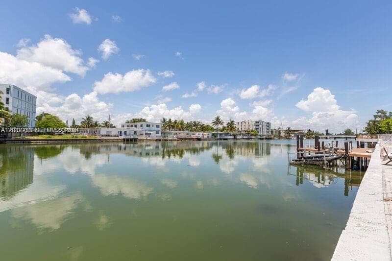 HAYNSWORTH BEACH SUB · #16 in Miami Beach - Photo 1