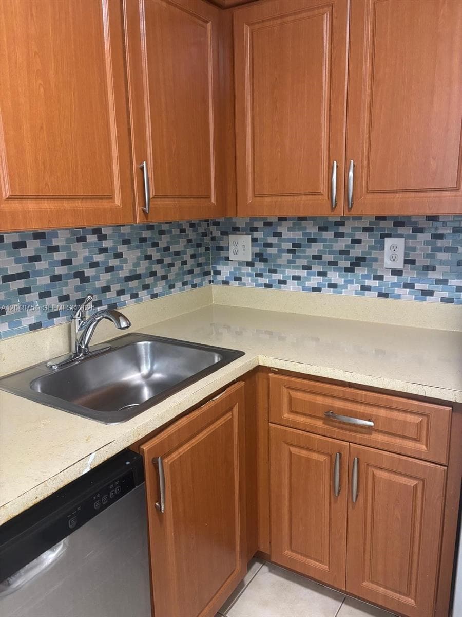 Villa Bellini · #211 in Hialeah - Photo 1