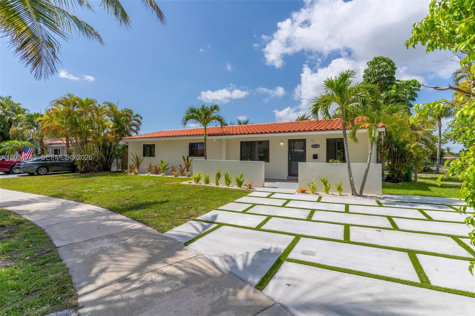 12846 SW 49th Ter photo 1