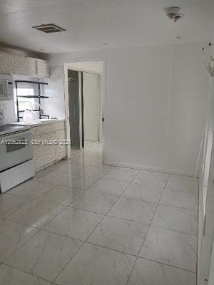 13621 NE 25th Ave #- photo 1
