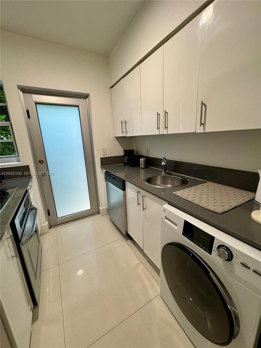 1604 DREXEL CONDO · #104 in Miami Beach - Photo 1