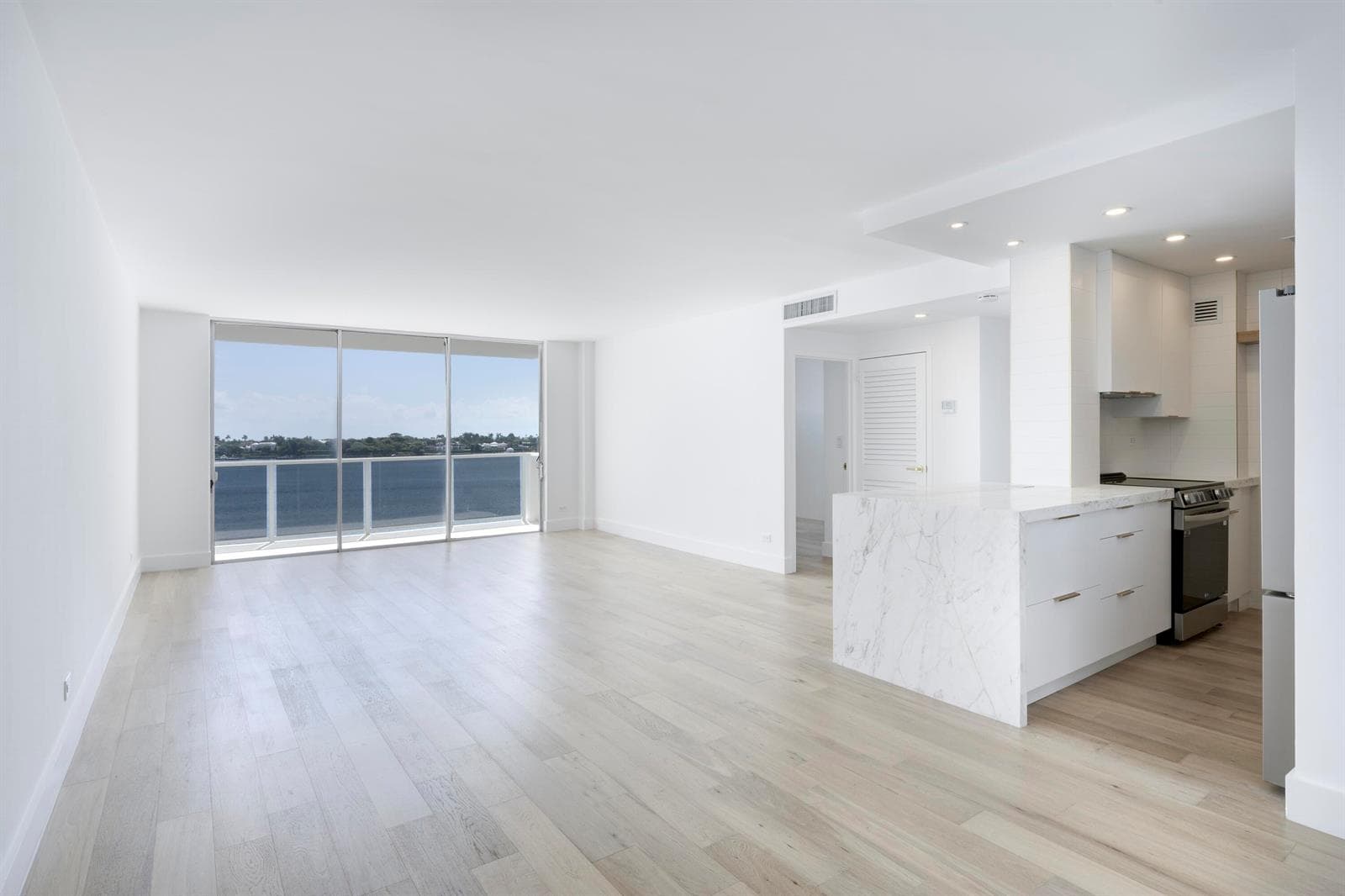 2800 N Flagler Dr Apt 709