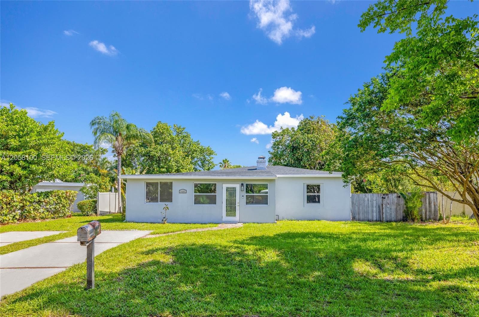 3405 Robbins Rd photo 1