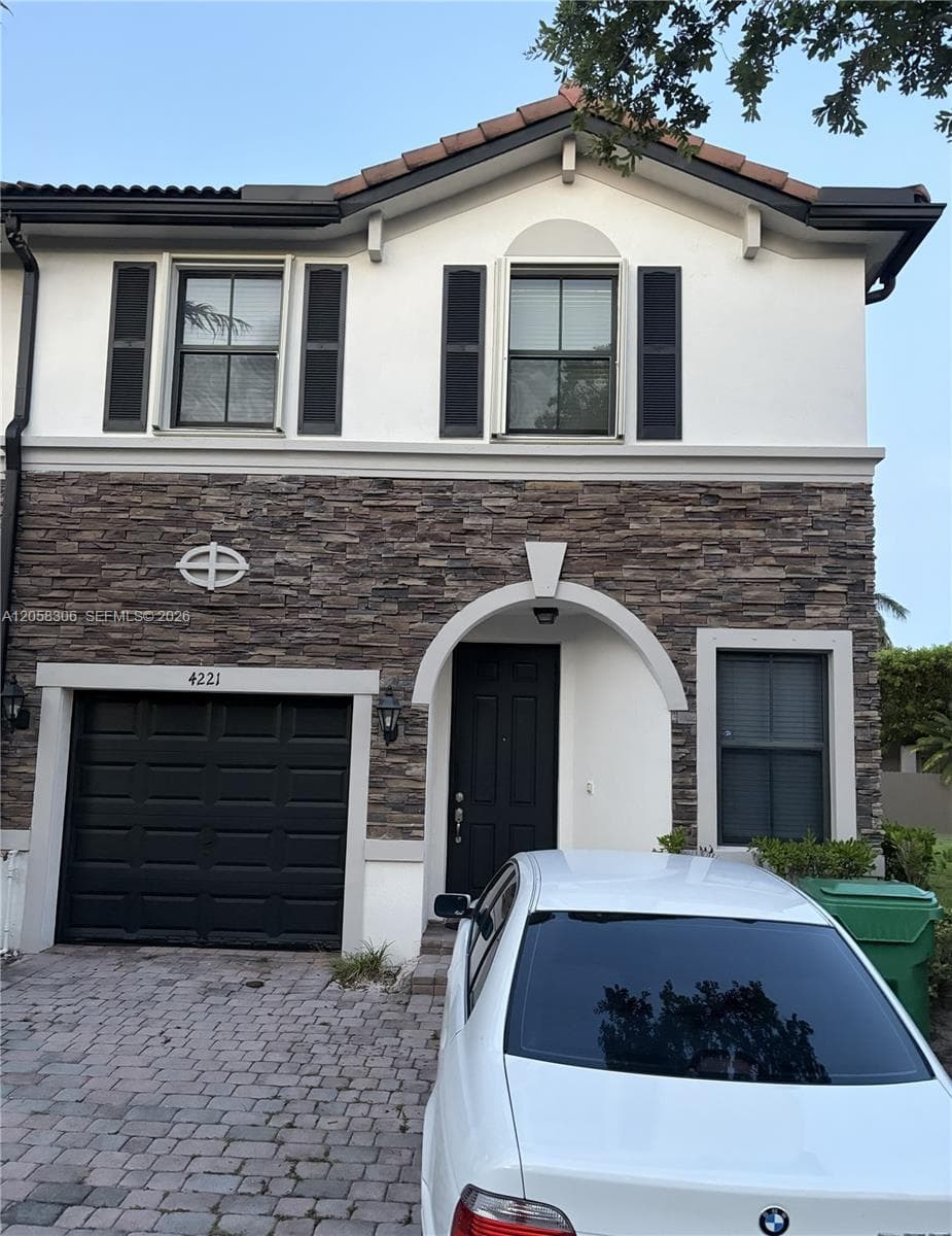 4221 SW 164th Ct photo 1