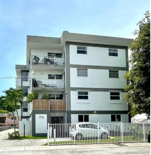 CHRISTOPHER PLAZA CONDO · #404 in Miami - Photo 1