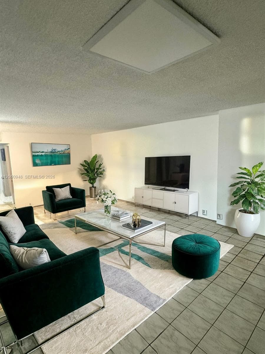 LAKE PARK CONDO NO 1 - BL · #309-3J in Miami - Photo 1