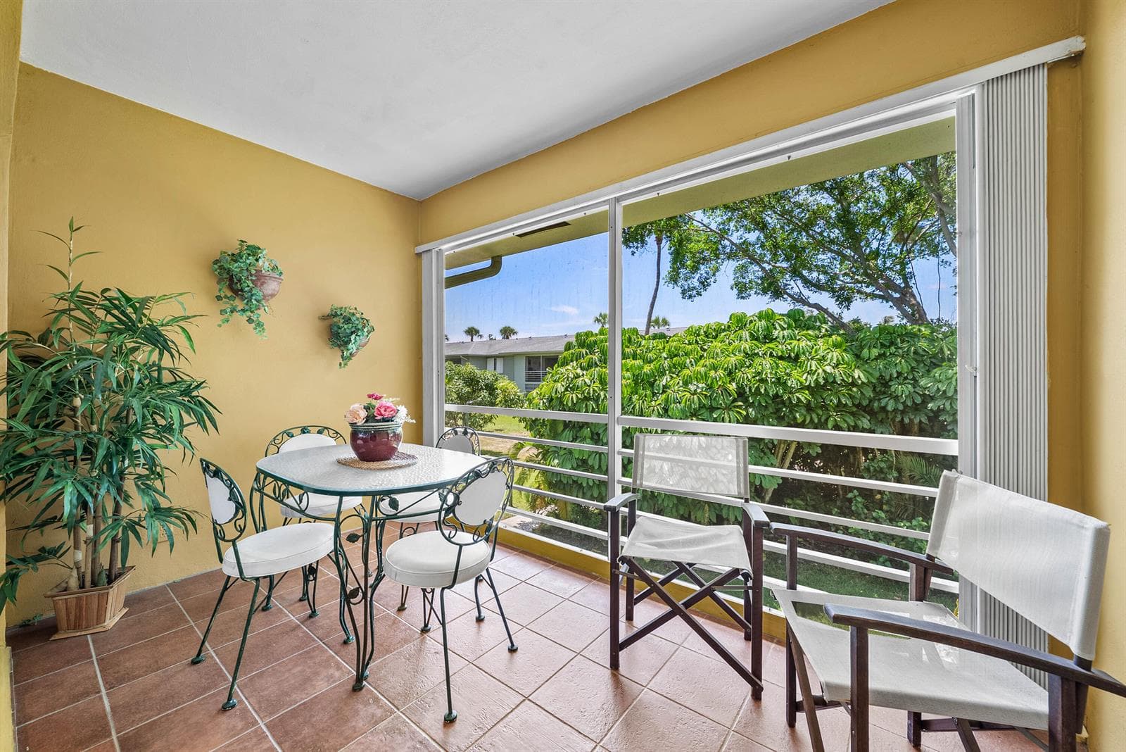 2360 Sw 22nd Avenue #402