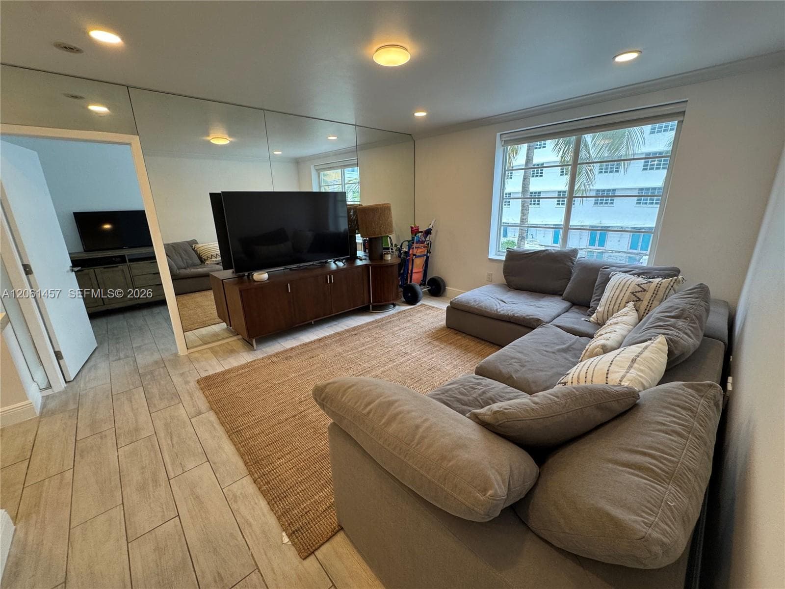 THE DRAKE CONDO · #305 in Miami Beach - Photo 1