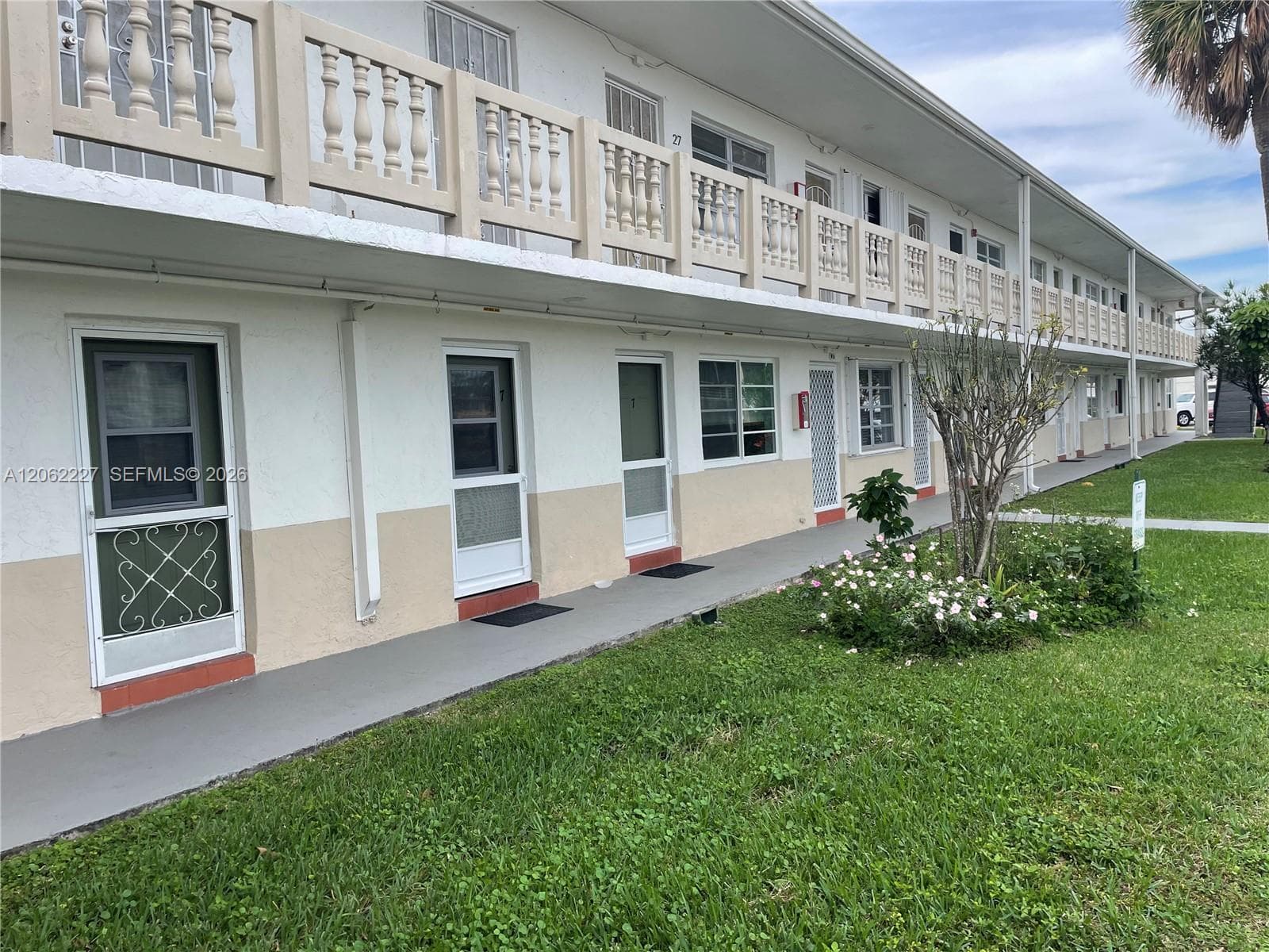 RO-MONT SOUTH GREEN CONDO · #W28 in Miami Gardens - Photo 1