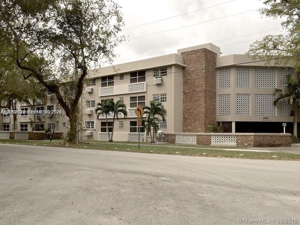 SANTONA CONDO · #A39 in Coral Gables - Photo 1