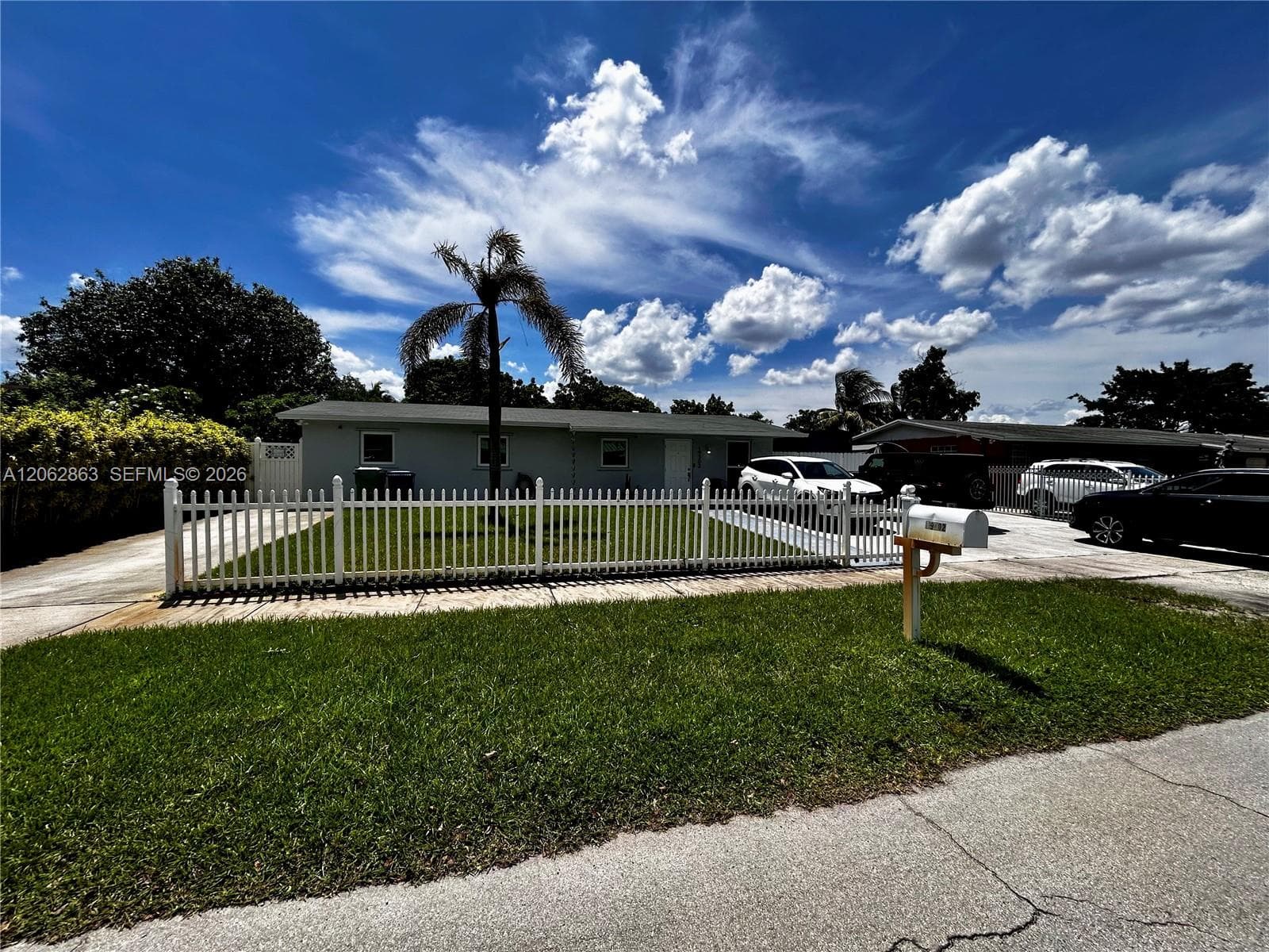 19302 NW 47th Pl #19302 photo 1
