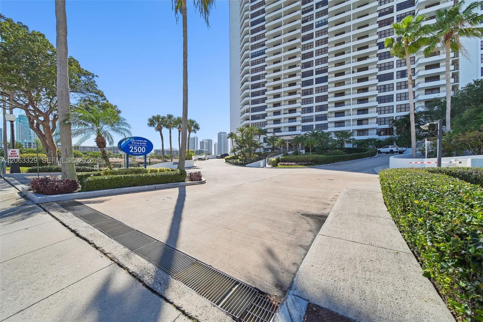 OLYMPUS CONDO PHASE · #812 in Hallandale Beach - Photo 1