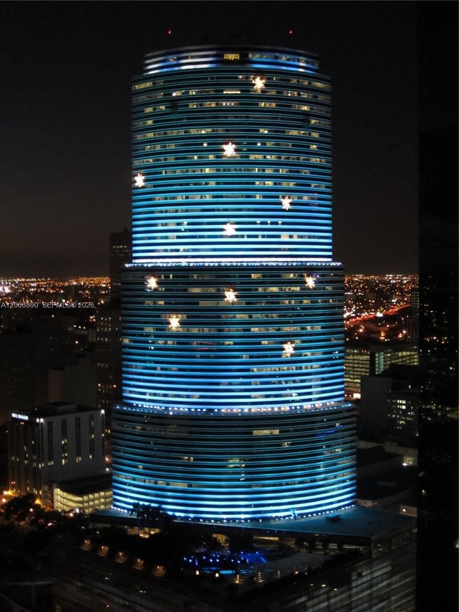 Epic · #3809 in Miami - Photo 1