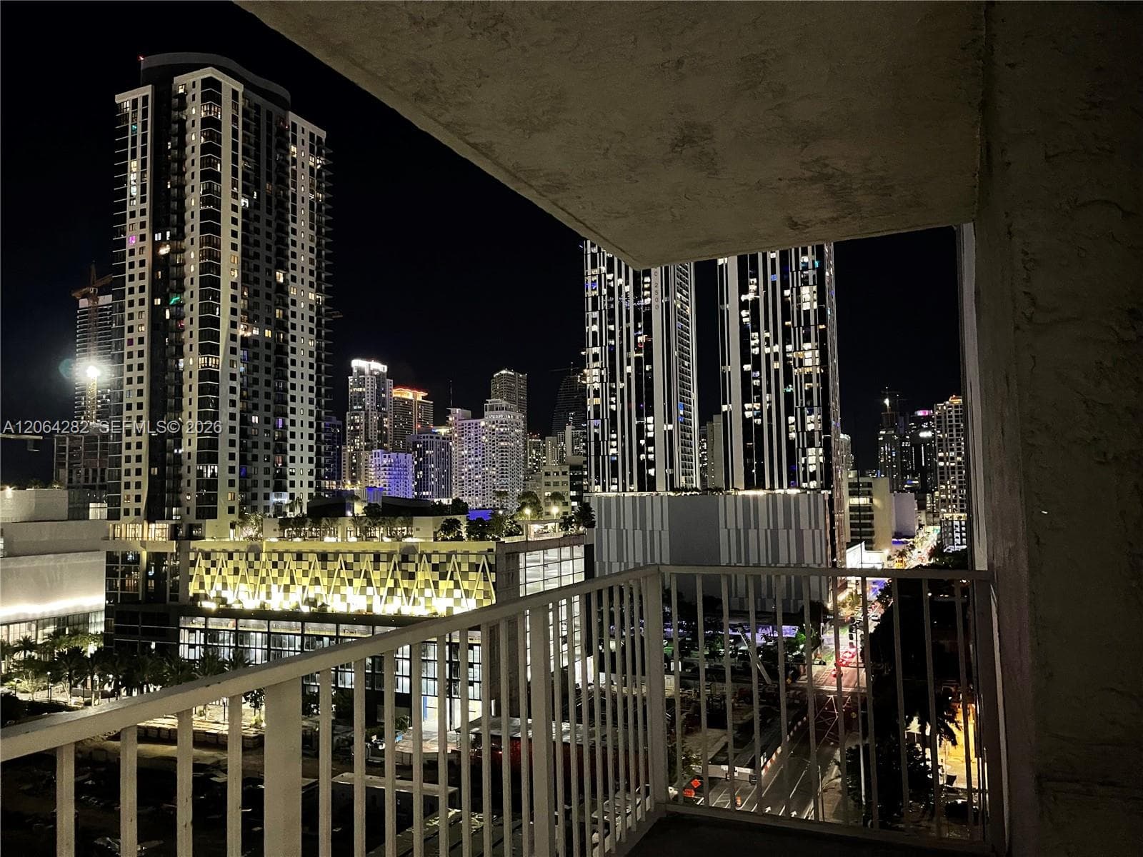 MADISON DOWNTOWN CONDO · #E-1605 in Miami - Photo 1