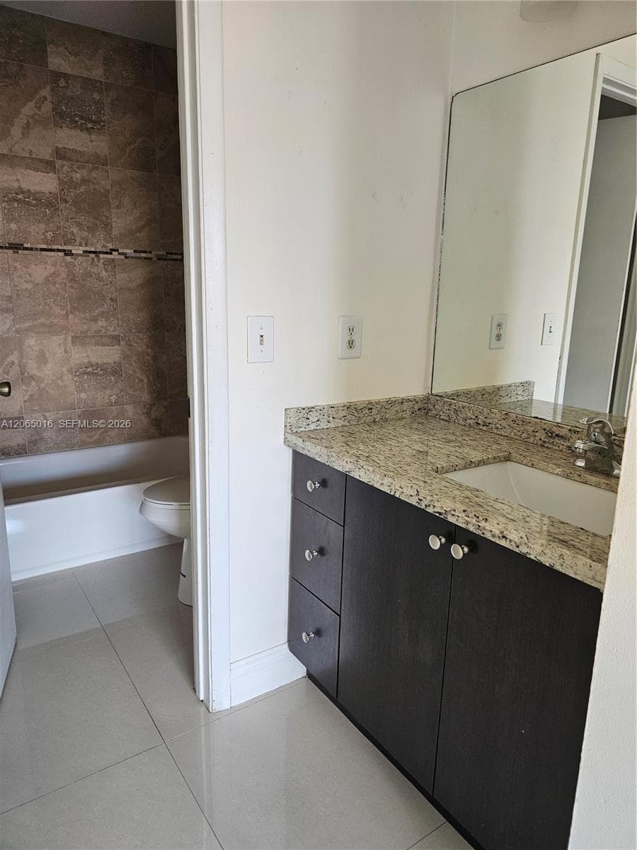 LAGO GRANDE THREE-A CONDO · #24-48 in Hialeah - Photo 1