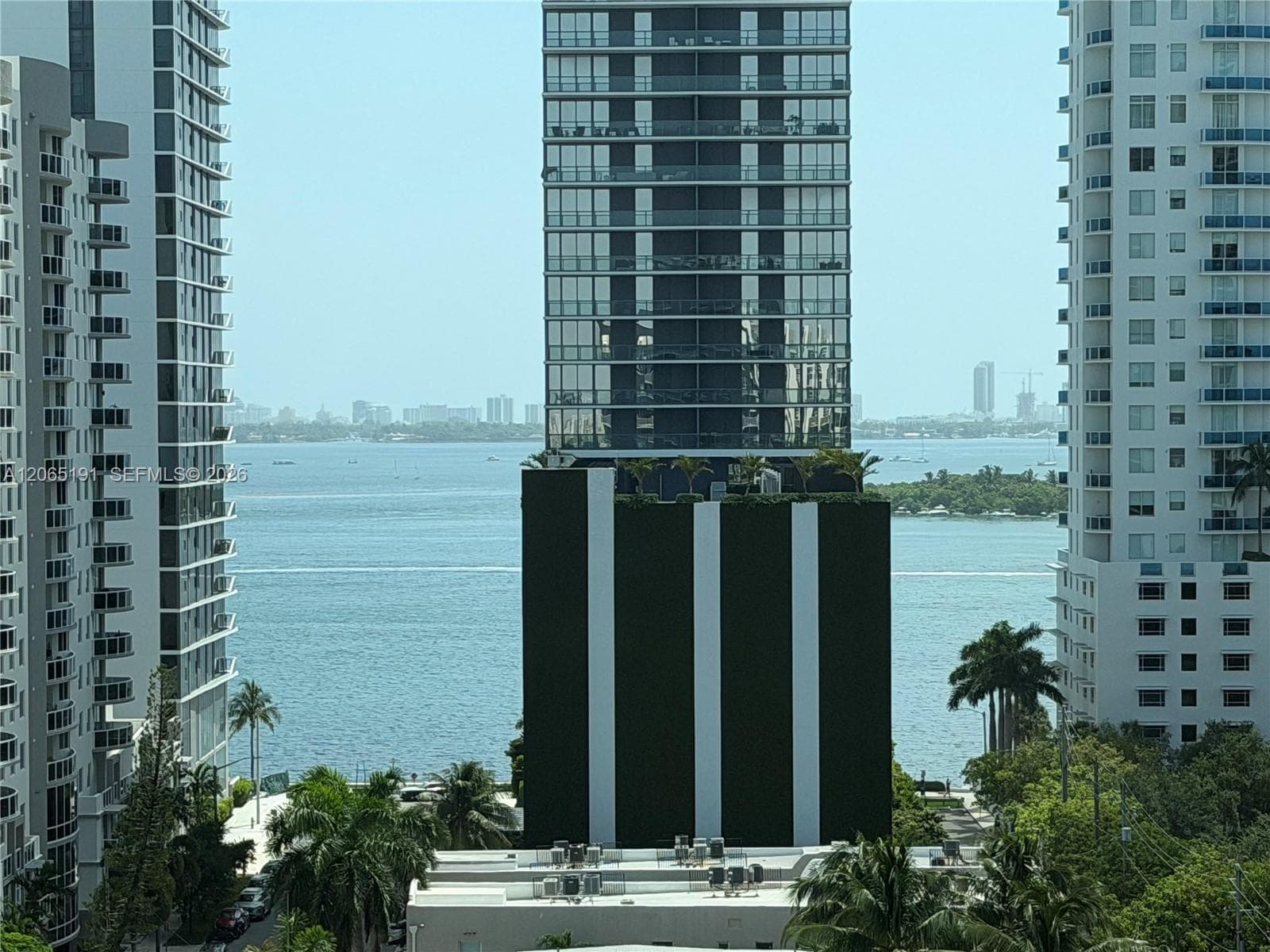 UPTOWN LOFTS CONDO · #1004 in Miami - Photo 1