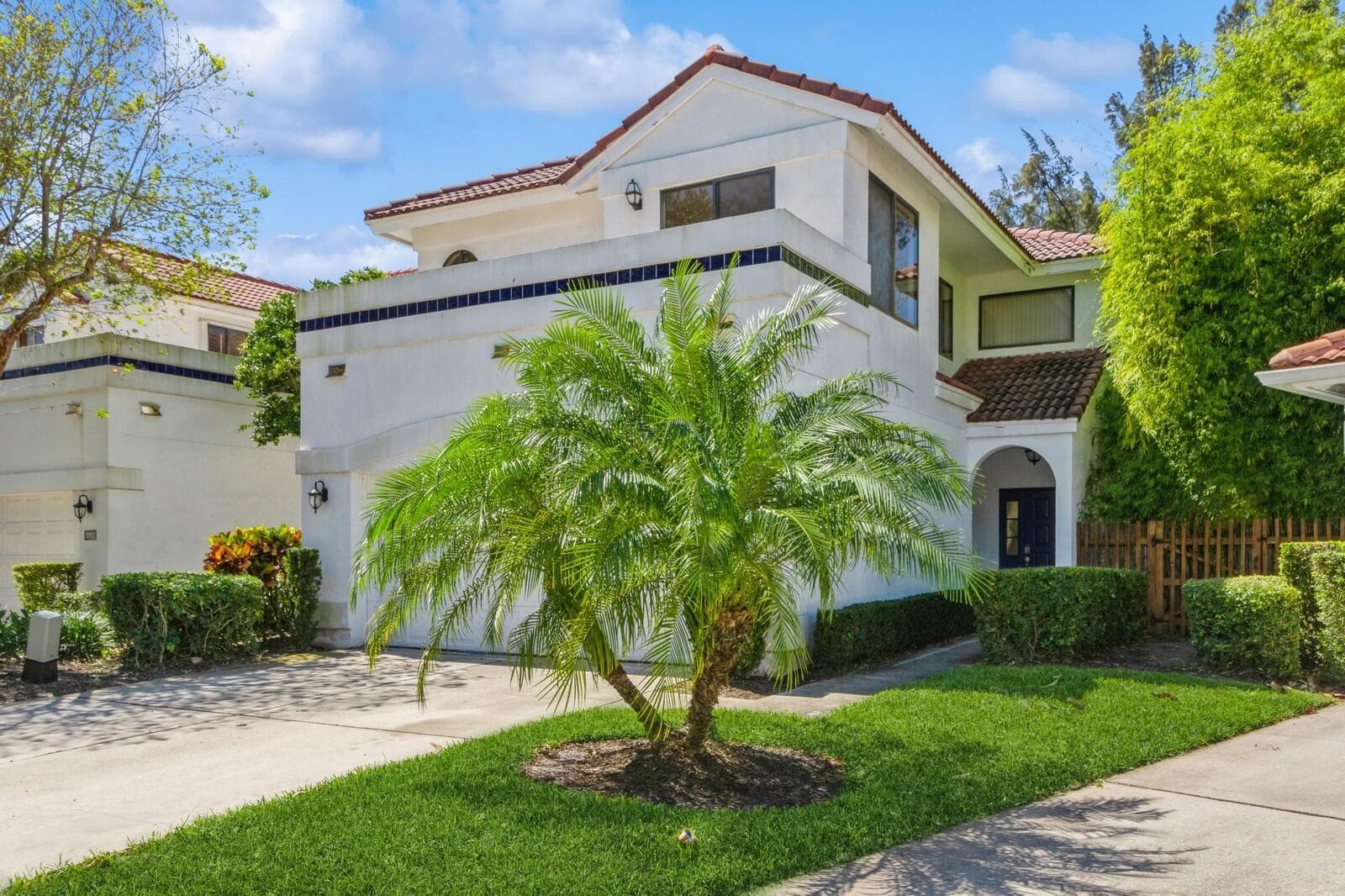 5504 Fox Hollow Drive