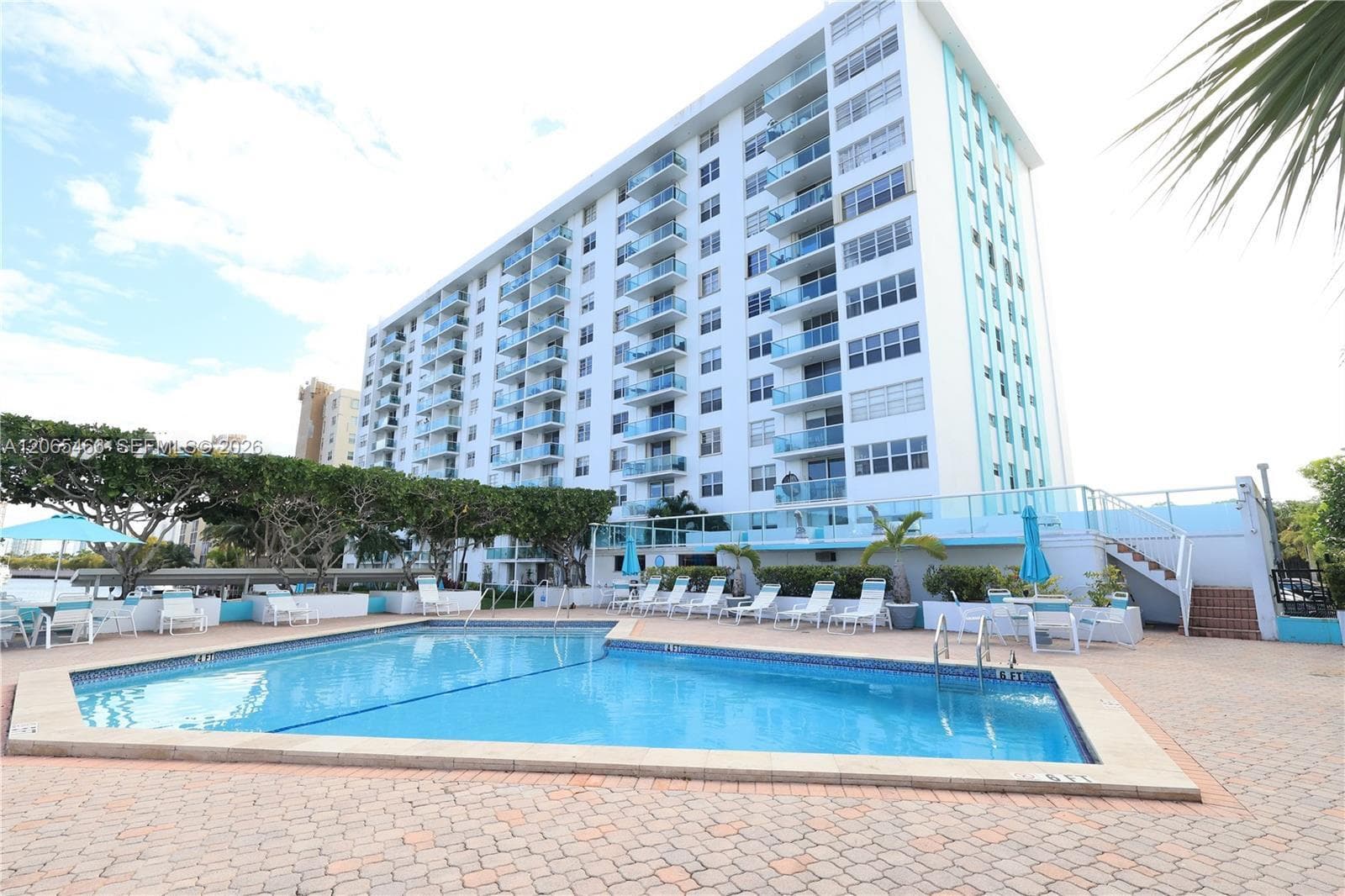STRATFORD HOUSE CONDO · #1002 in North Miami Beach - Photo 1