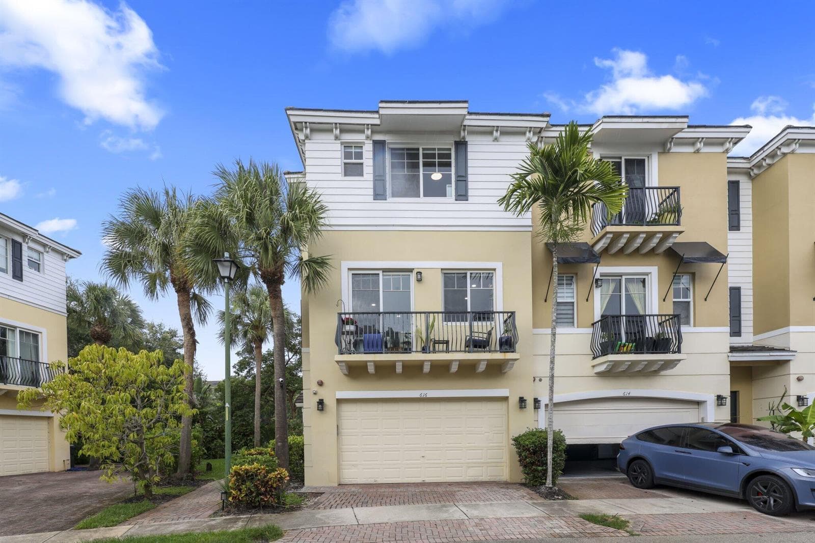 616 Nw 38th Circle