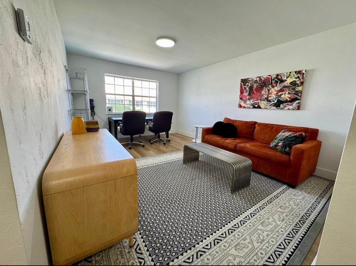 299 Sw 7TH Street #2070