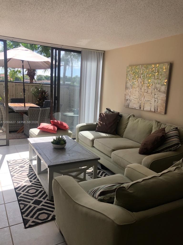 LAKESHORE CLUB CONDO · #118 in West Palm Beach - Photo 1