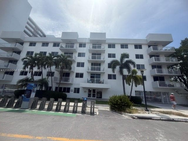 WEST BAY GARDENS CONDO · #303 in Miami Beach - Photo 1