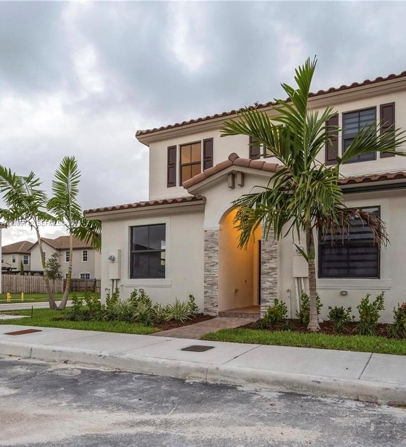 11789 SW 245th Ter photo 1
