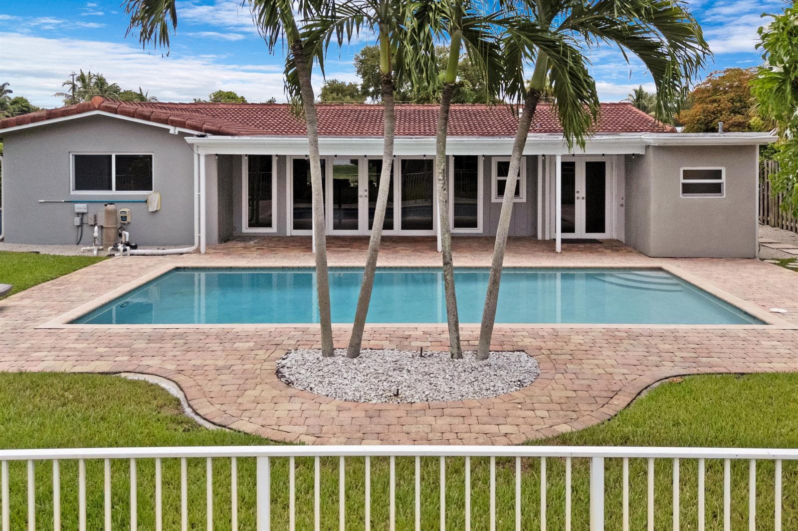 1257 Nw 7TH Street
