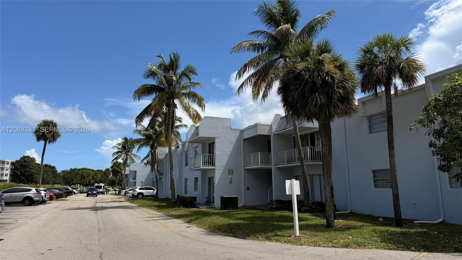 CLEAR LAKE PALMS CONDO · #203 in West Palm Beach - Photo 1