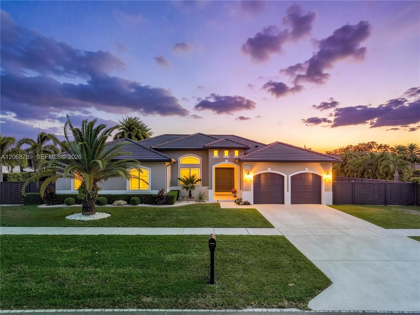 16900 SW 296th St photo 1