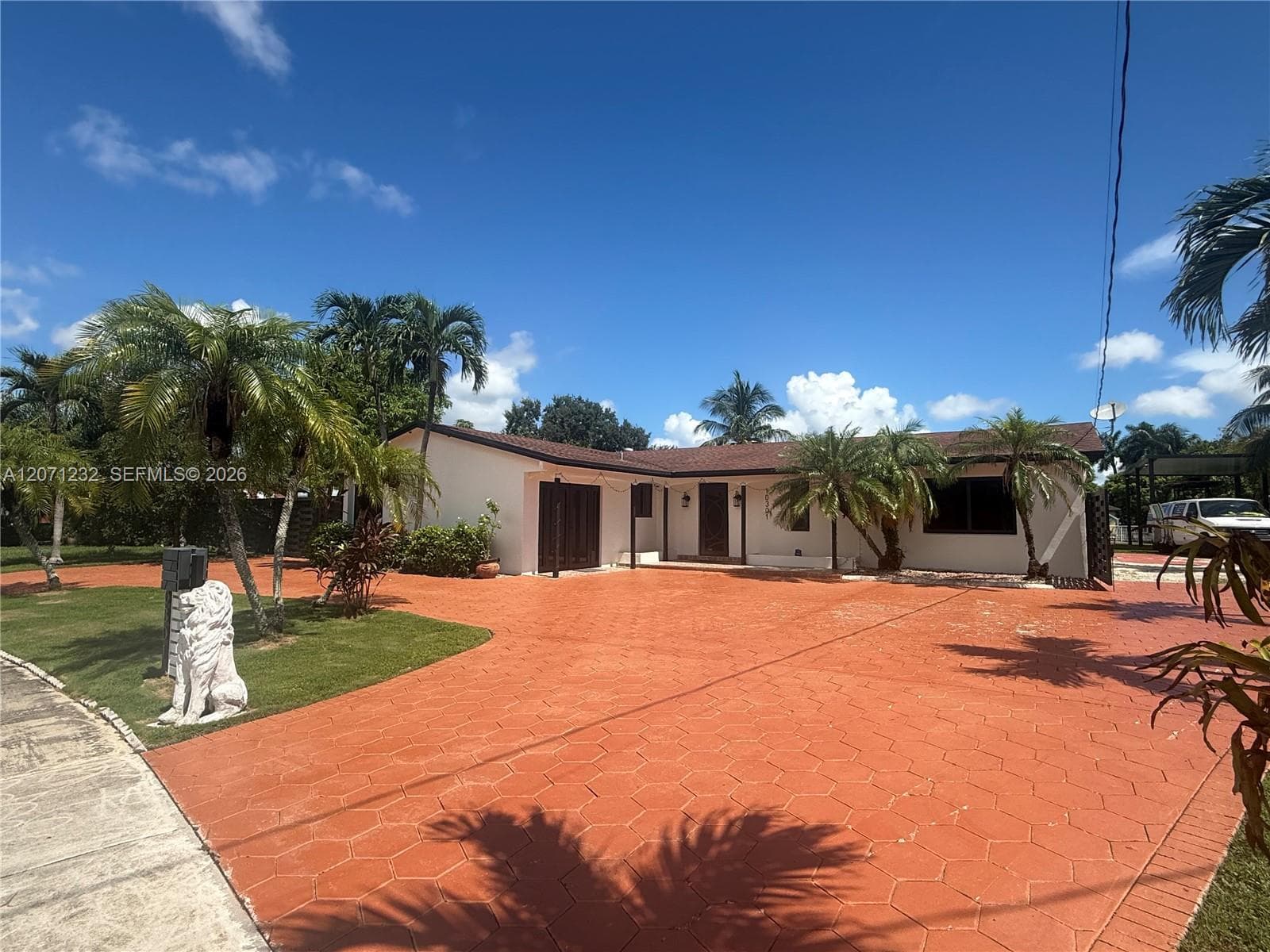 10301 SW 199th St photo 1