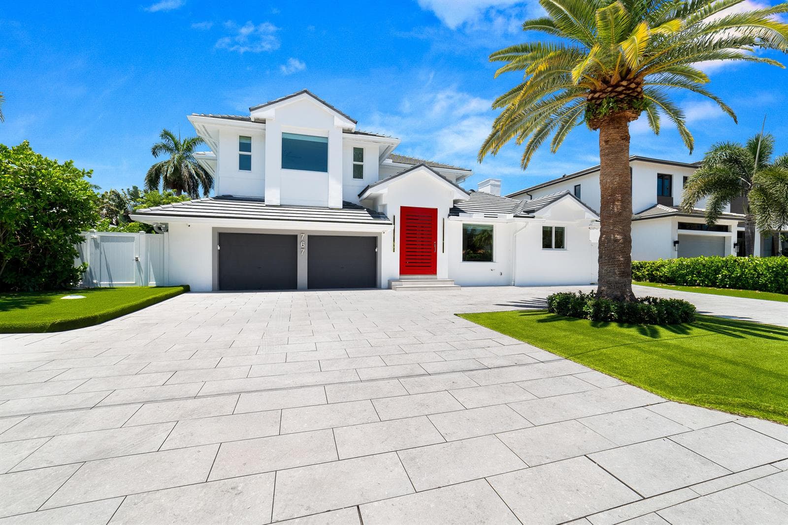 767 Ne Harbour Drive