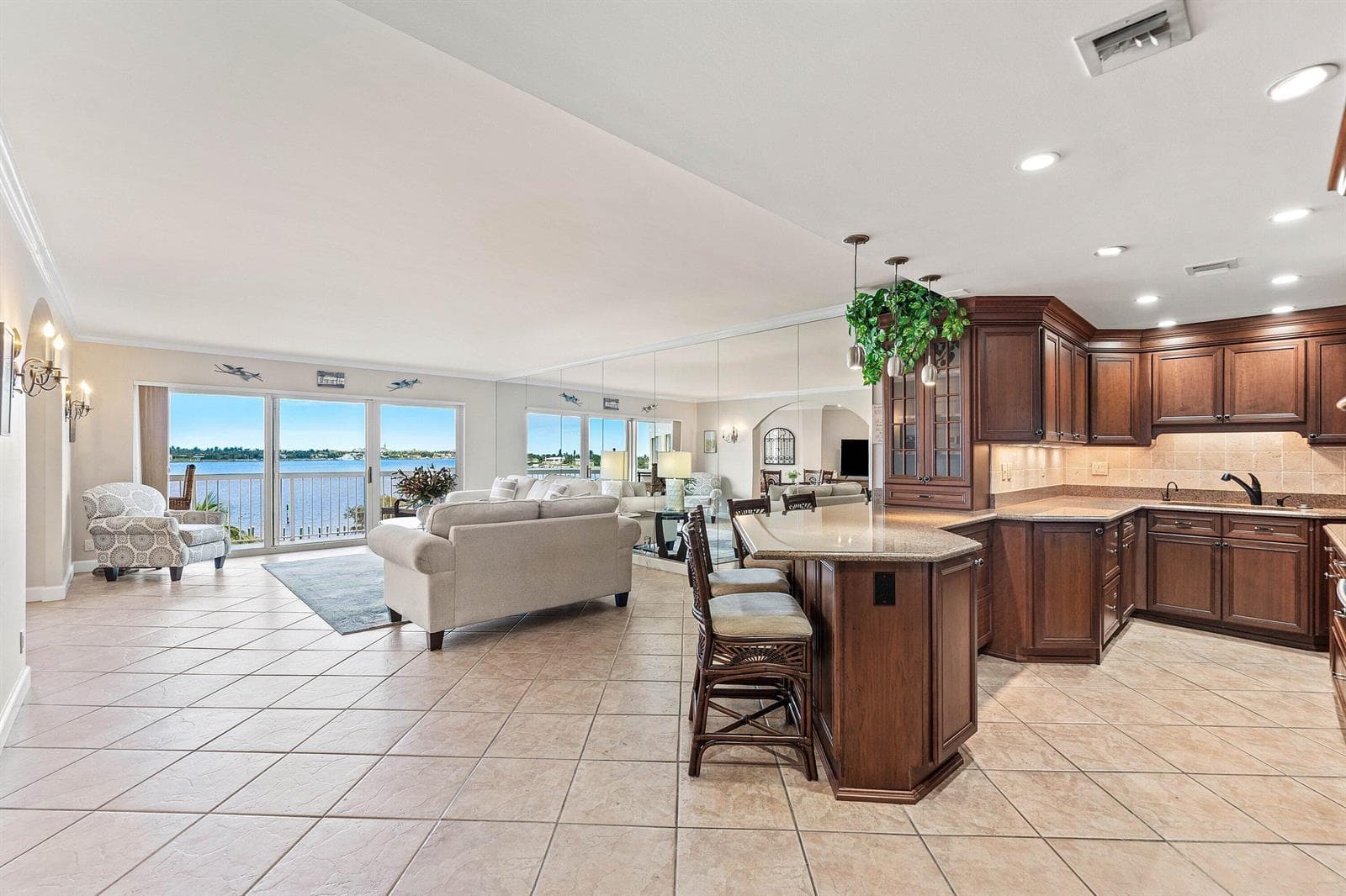1 004-2600NorthFlaglerDrive-509-WestPalm