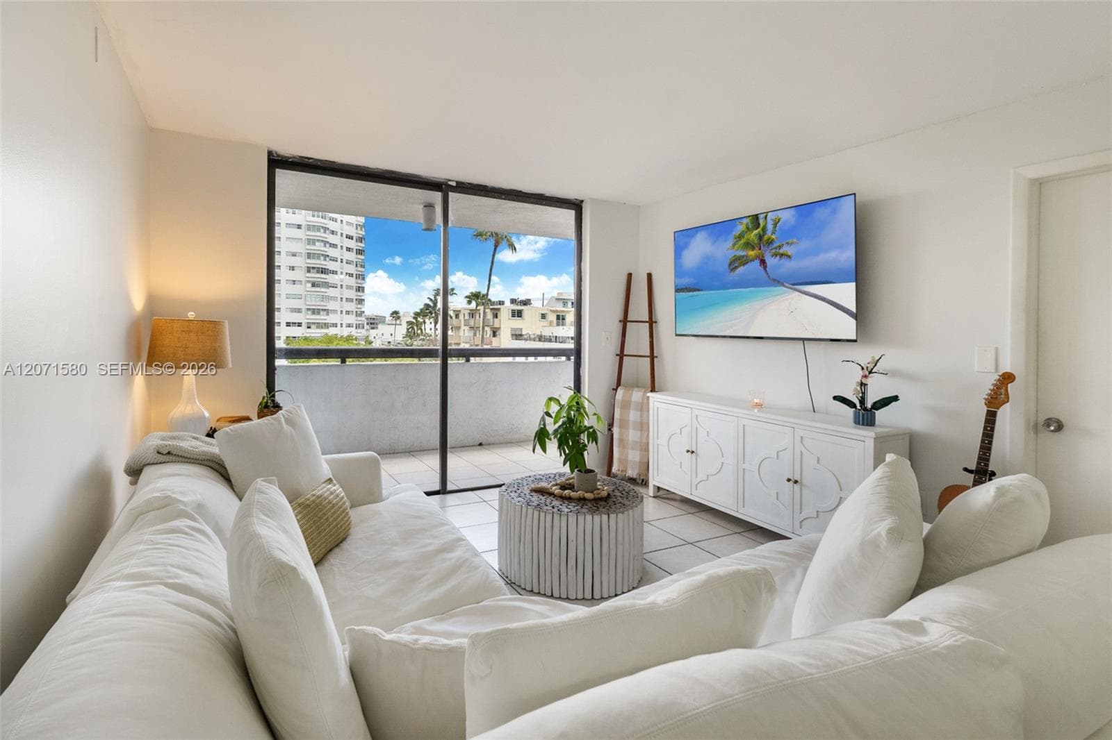 PARC PLAZA CONDO · #5D in Miami Beach - Photo 1