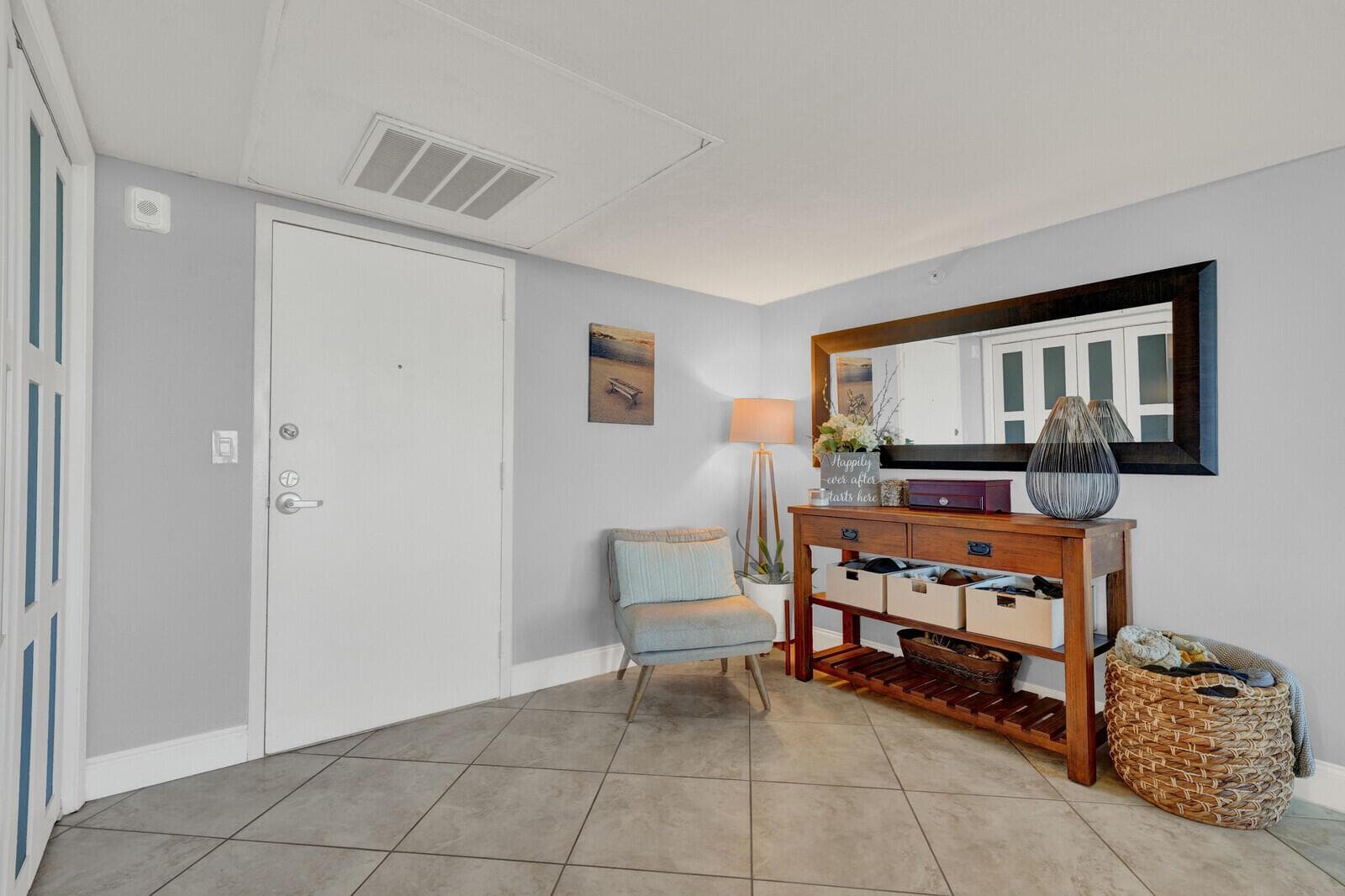 859 Jeffery Street #7050