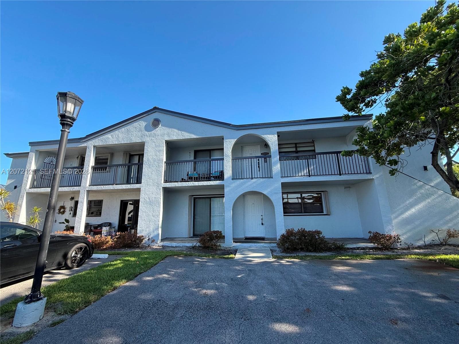 MOORS POINTE CONDO · #2201 in Hialeah - Photo 1