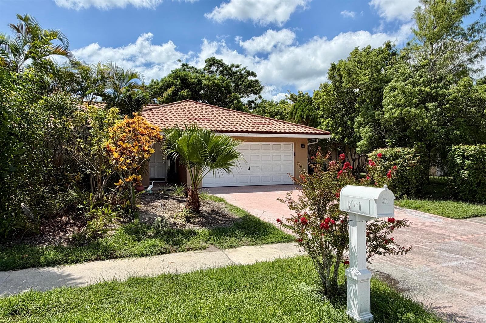 7160 Nw 4TH Avenue