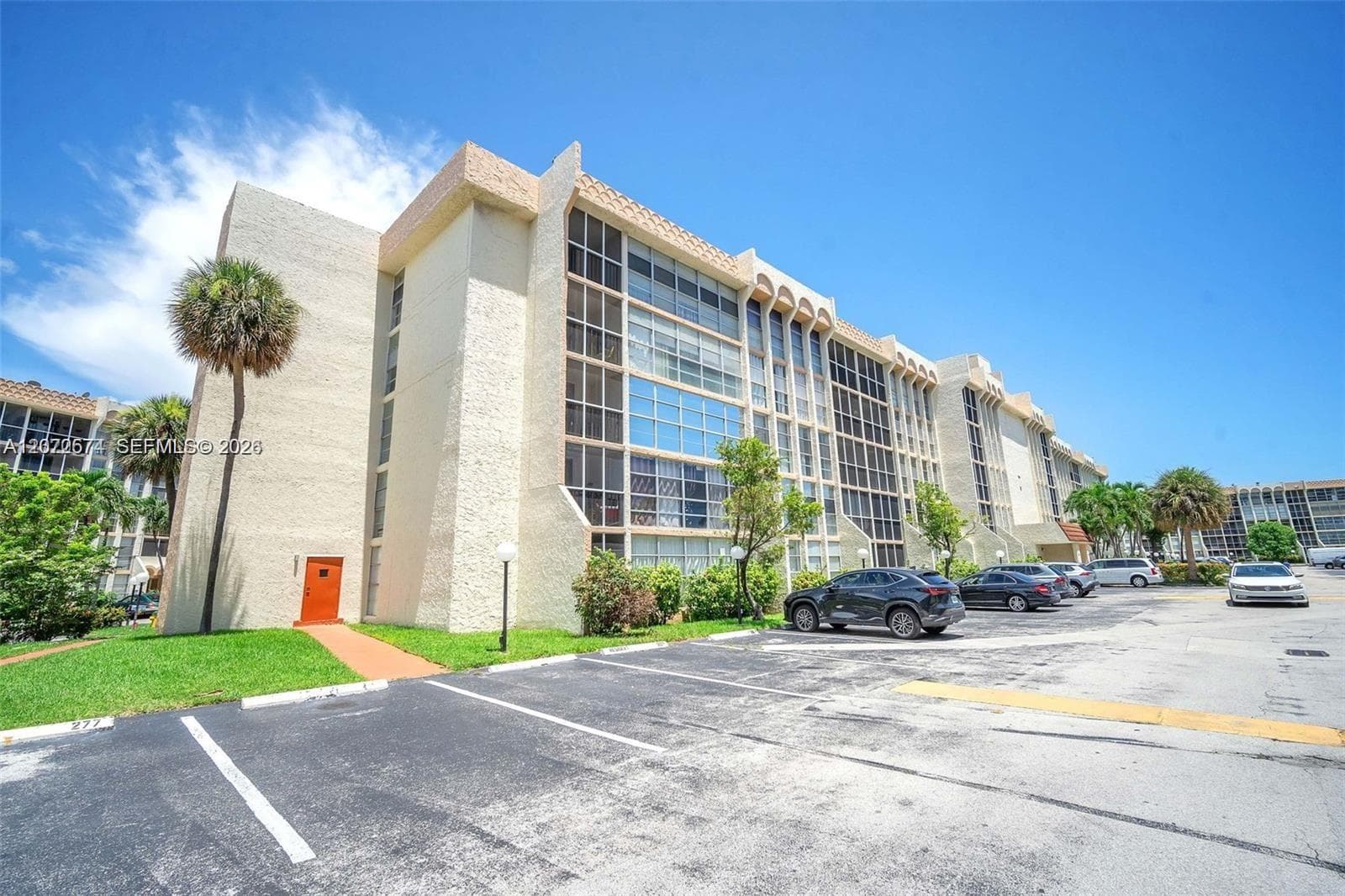 DESOTO PARK CONDO · #505 in Hallandale Beach - Photo 1