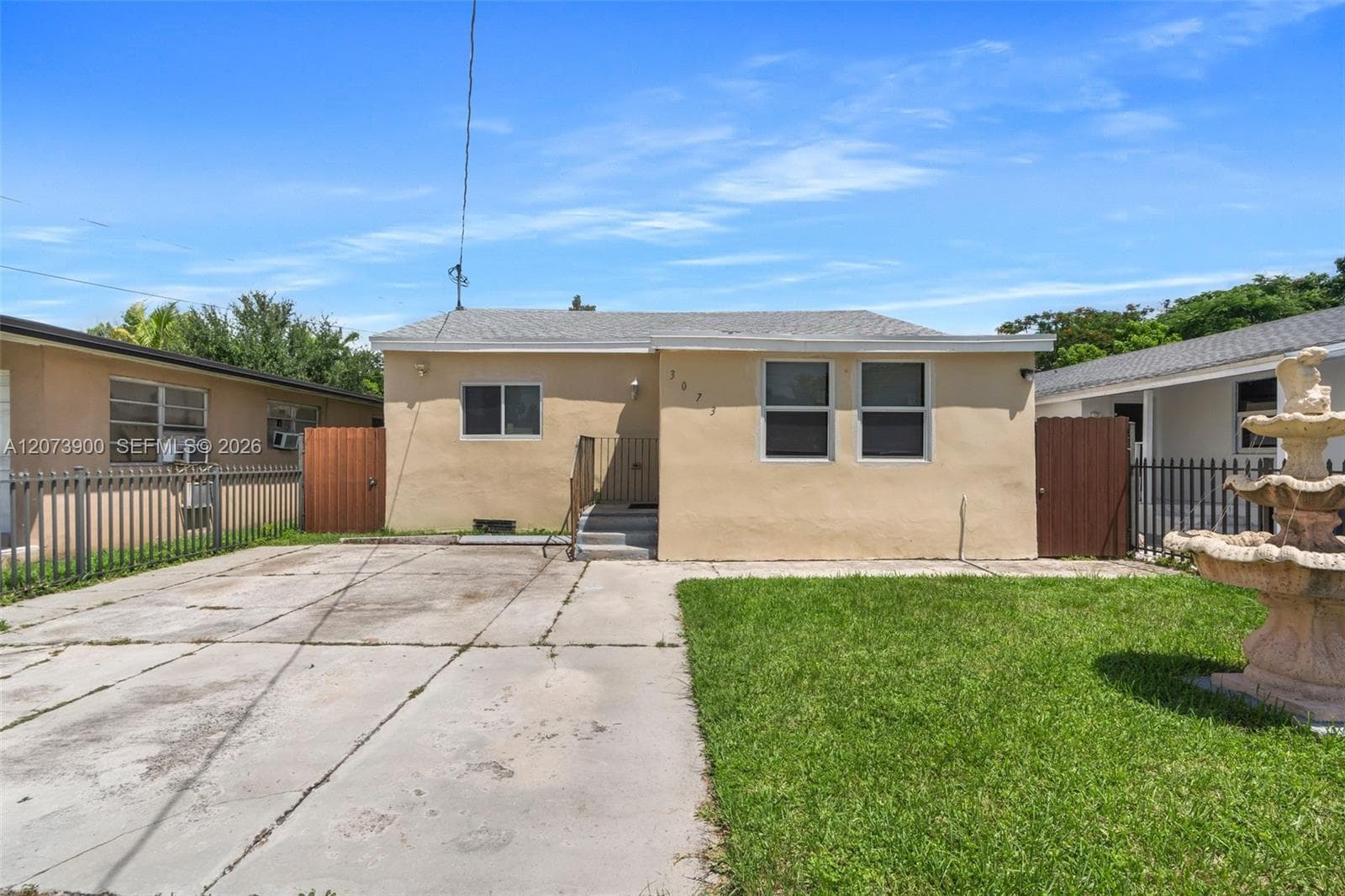 3073 NW 59th St photo 1